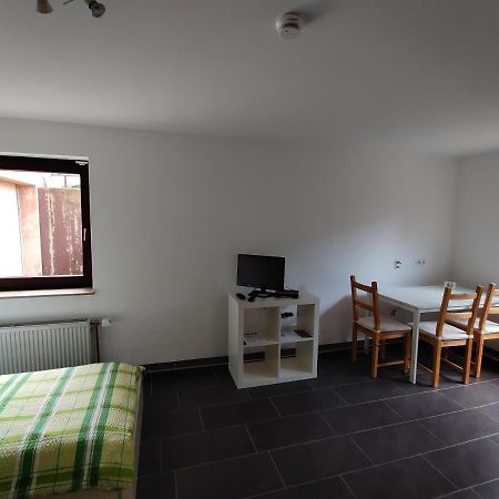 Ferienwohnung Kerstin Grambow Файгінген-ан-дер-Енц Екстер'єр фото